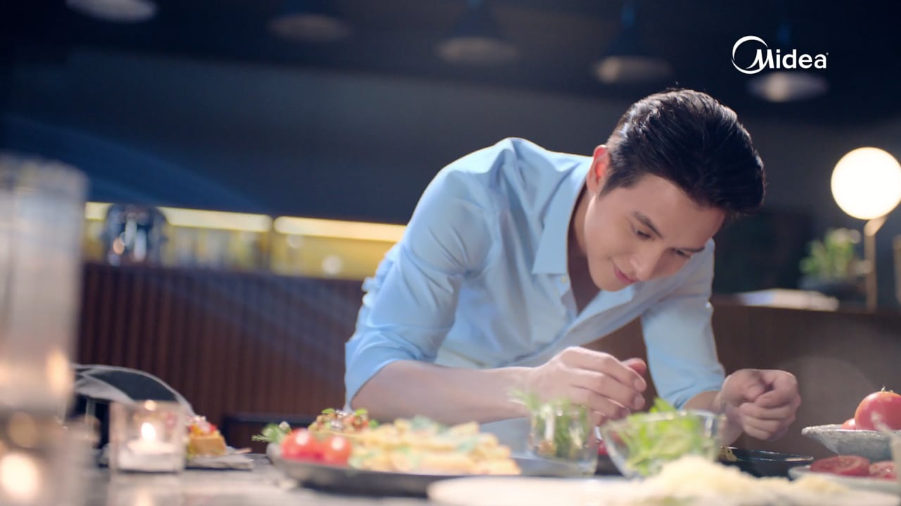 Midea "James loves Midea"